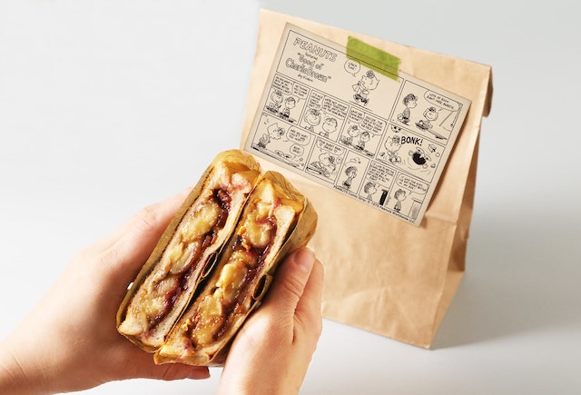 TAKEOUT MENU　ピーナッツ・ギャングのピーナッツバターサンド