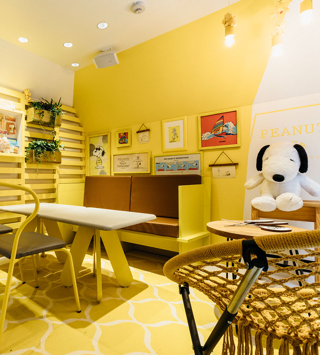 Peanuts Cafe ピーナッツ カフェ 中目黒 神戸 スヌーピーミュージアム 今までとちょっぴり違った普段使いの大人なスヌーピー カフェ