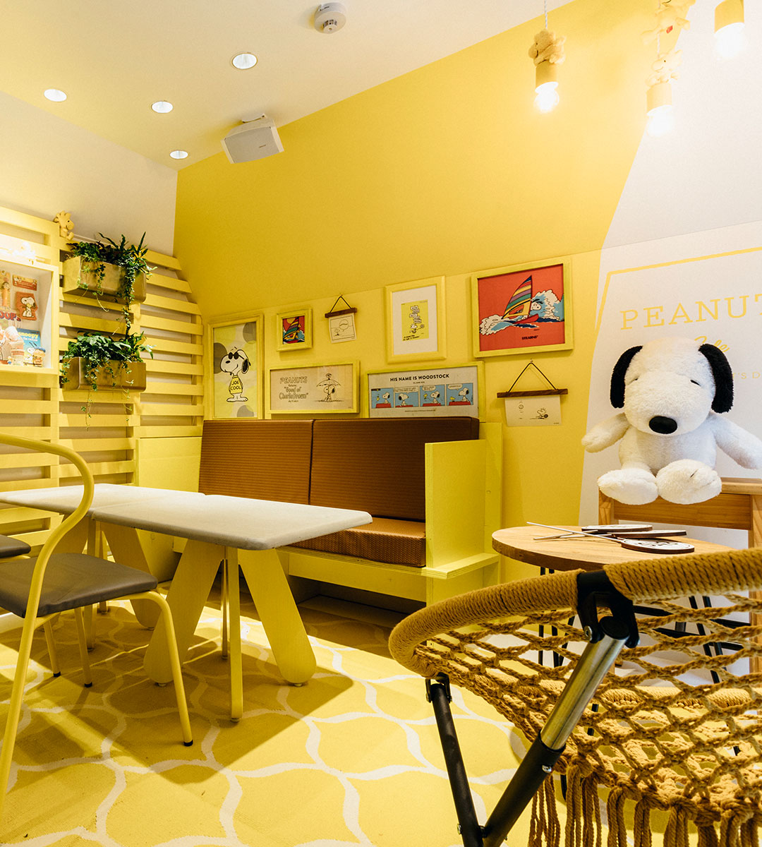 Peanuts Cafe ピーナッツ カフェ 中目黒 神戸 スヌーピーミュージアム 今までとちょっぴり違った普段使いの大人なスヌーピーカフェ