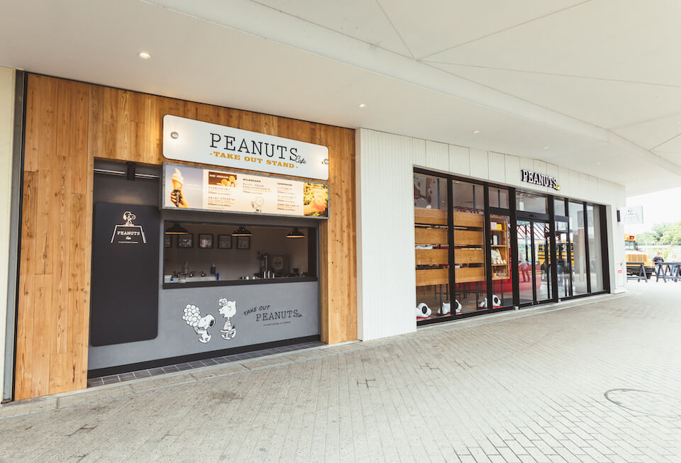 PEANUTS Cafe 大阪