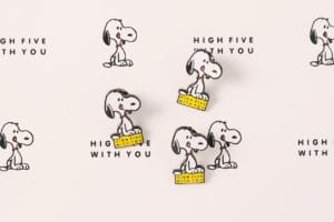 第２弾！「PEANUTS Cafe 中目黒」のオープン5周年を記念したピンバッジが登場！