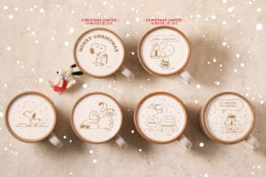 「PEANUTS Cafe 中目黒」にて大人気のラテアートが『with SNOW』のデザインで登場！さらに、期間限定でクリスマスデザインも！