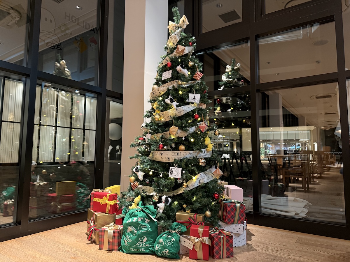 PEANUTSの世界を感じられるクリスマス装飾