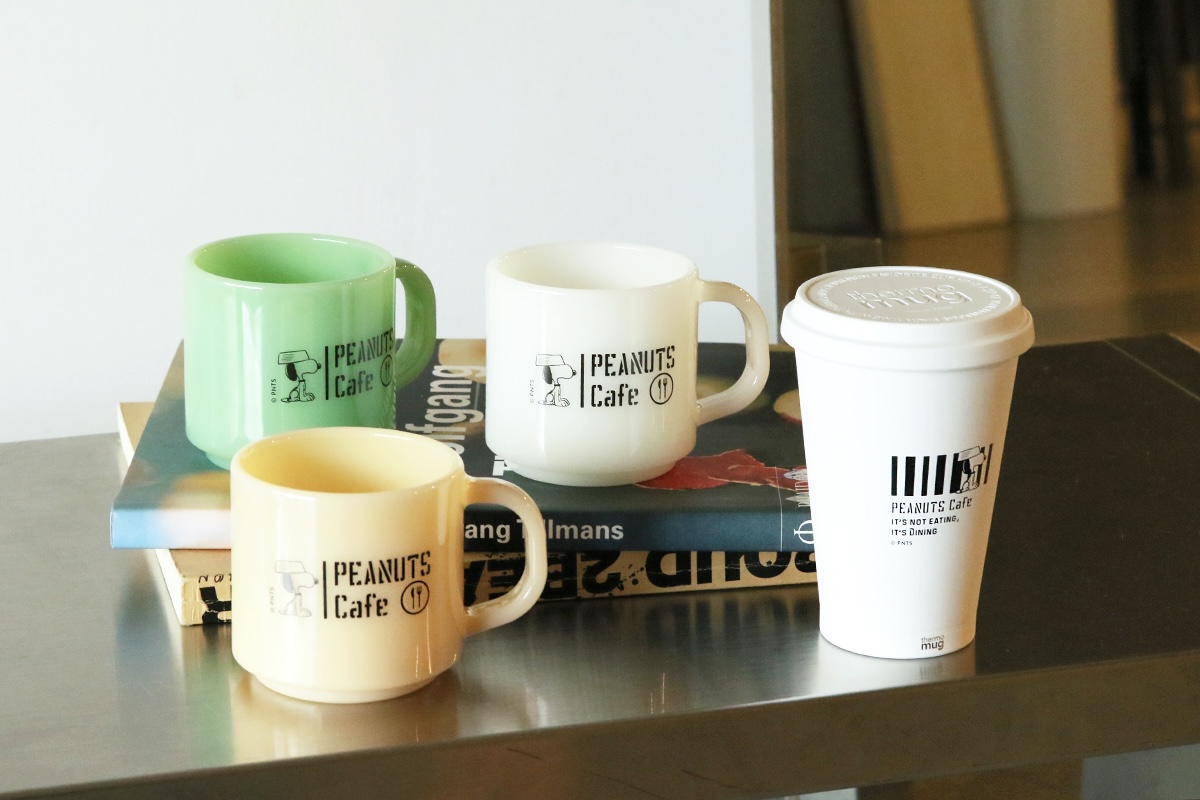 Milk Glass mug cup スヌーピー (ホワイト/グリーン/ベージュ)
