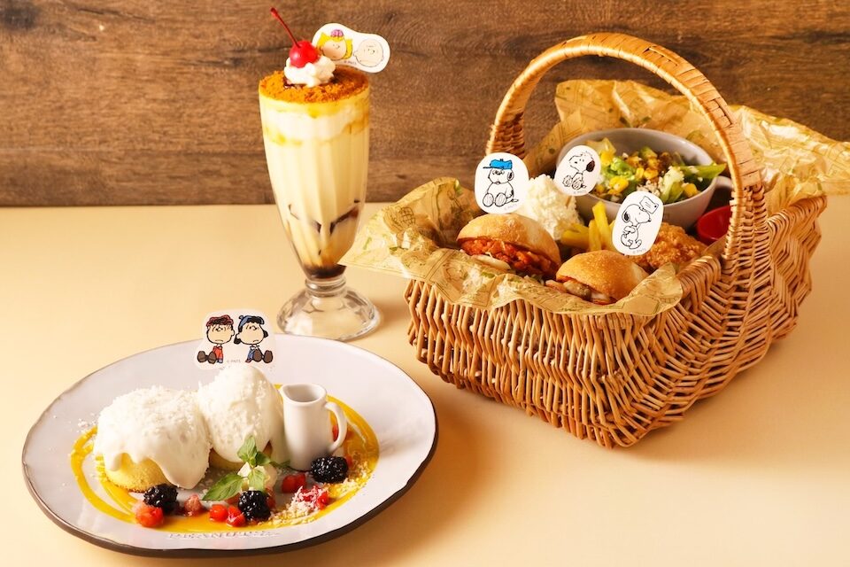 「PEANUTS Cafe スヌーピーミュージアム(南町田)」にて、スヌーピーミュージアムの企画展「Siblings are Wonderfulきょうだいって、いいな」やシーズンイベント「ハッピー・ハロウィーン」に連動したメニューが登場!